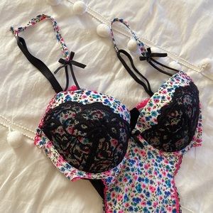 Floral sexy apron cut-out lingerie outfit